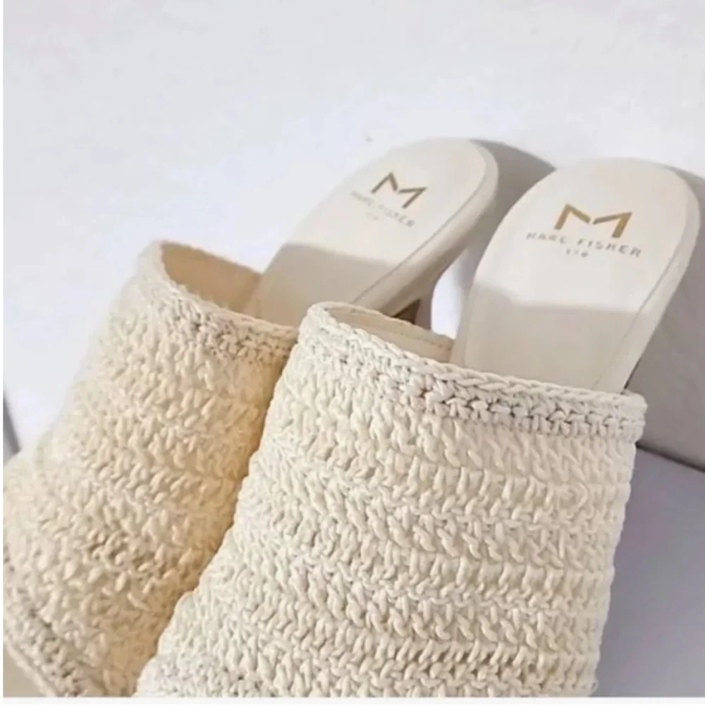 Marc Fisher woven strap
